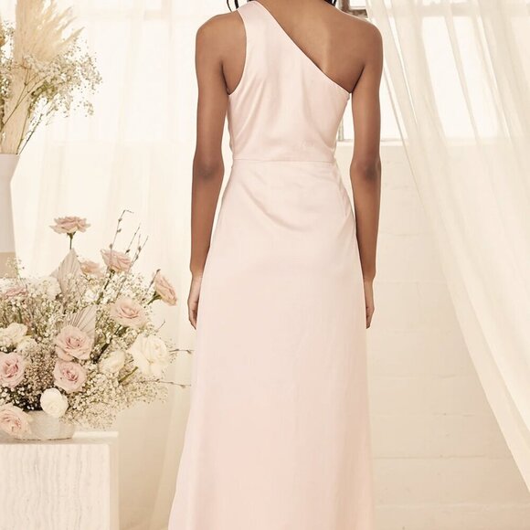 NWT Lulus Dreaming of Elegance Blush Pink Satin One-Shoulder Maxi Dress​ - Picture 2 of 7